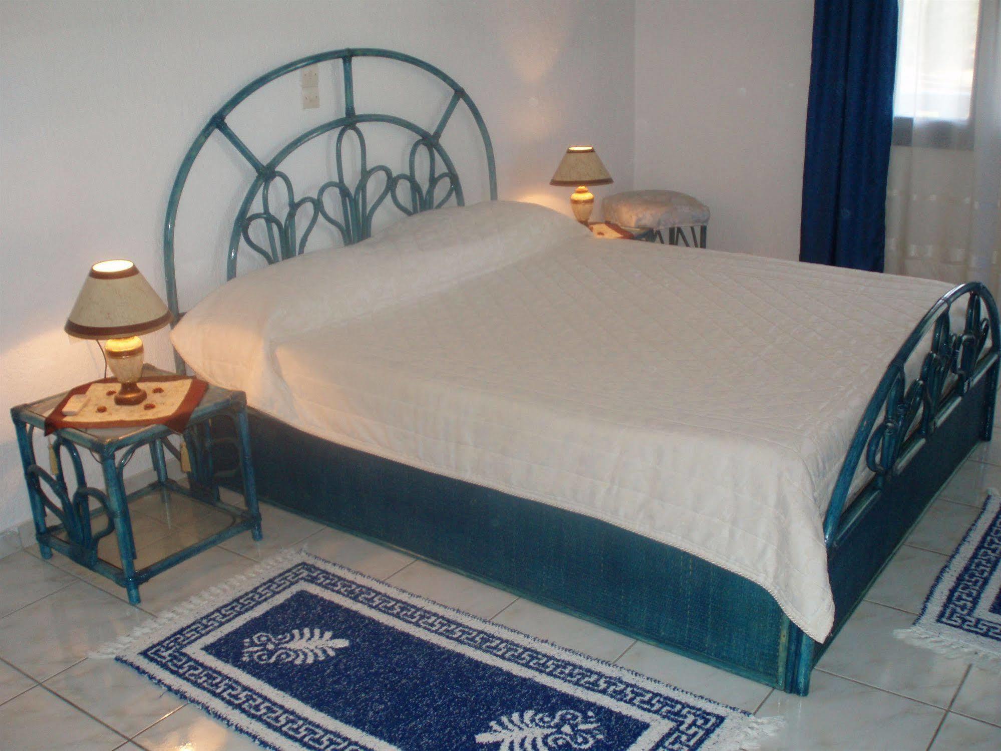 Residence Gerani Amoudara  Bagian luar foto