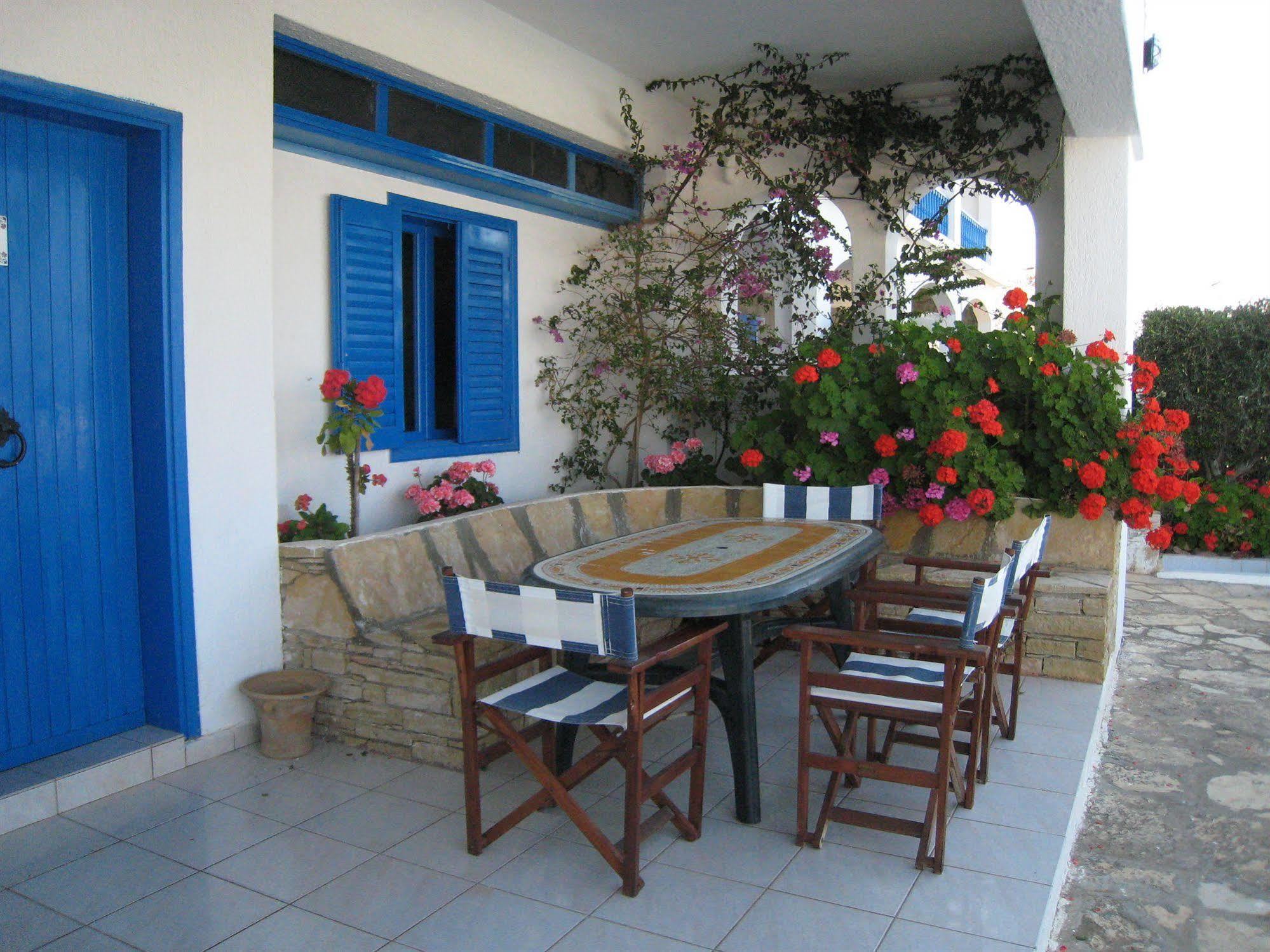 Residence Gerani Amoudara  Bagian luar foto