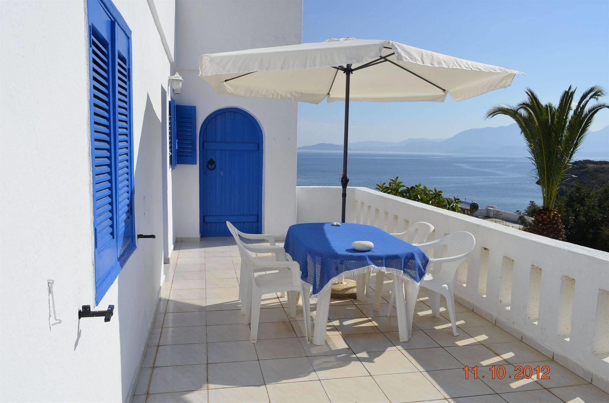 Residence Gerani Amoudara  Bagian luar foto