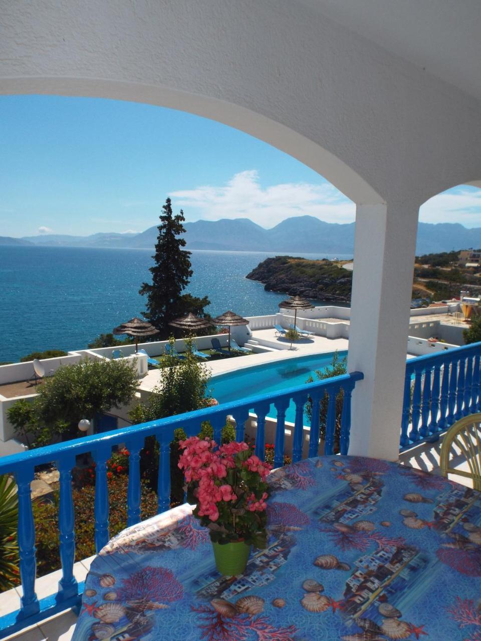 Residence Gerani Amoudara  Bagian luar foto